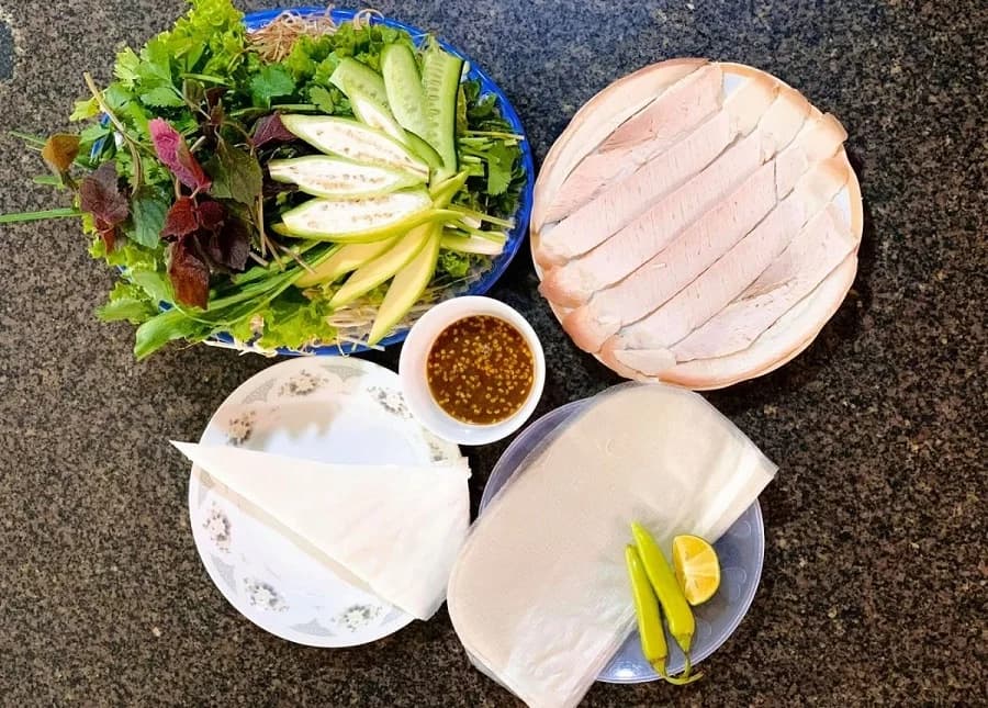 Bánh tráng cuốn thịt heo Đà Nẵng