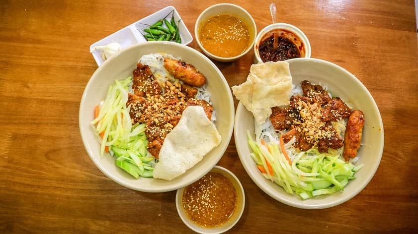 Bún thịt nướng Đà Nẵng