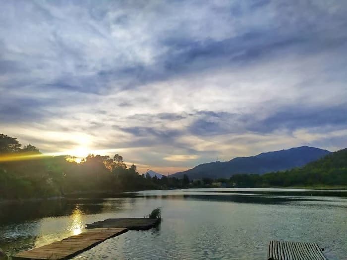 Hồ Xanh Đà Nẵng